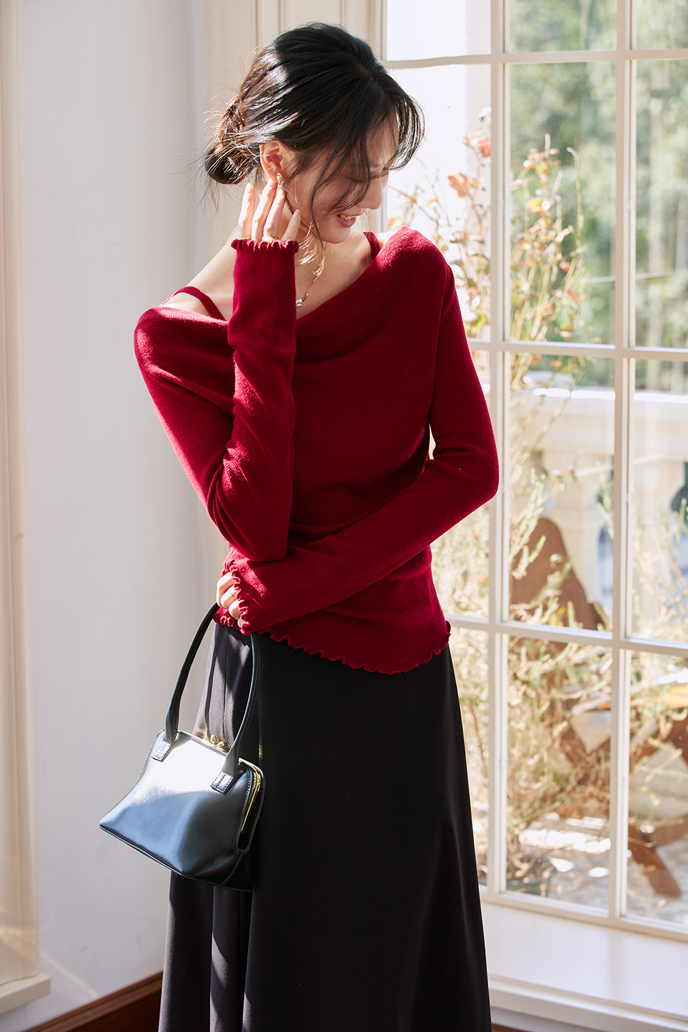 Boat-Neck Wool Knit Sweater with Statement Sleeves-VIMLYSTORE