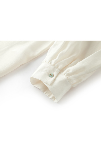 Round Collar Bud Tencel Shirt