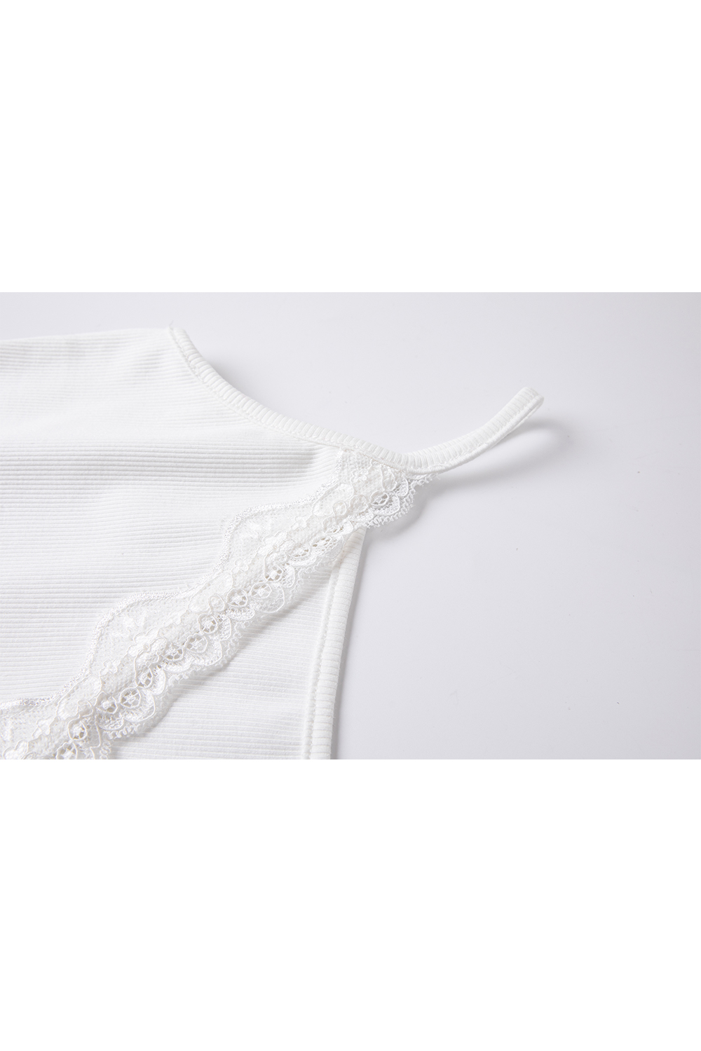 V-Neck Lace Camisole-VIMLYSTORE
