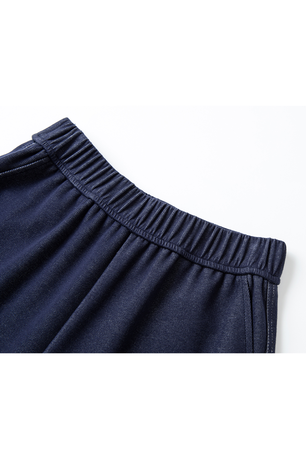 Contrasting Exposed Stitch Knitted Suit