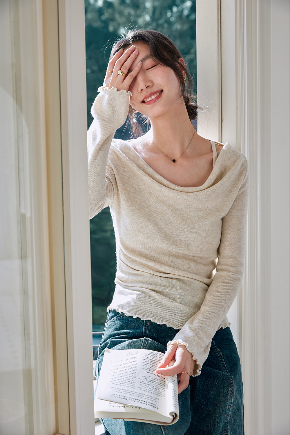 Boat-Neck Wool Knit Sweater with Statement Sleeves-VIMLYSTORE