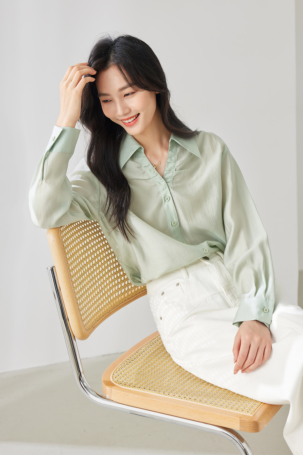Lapel V-neck combination shirt