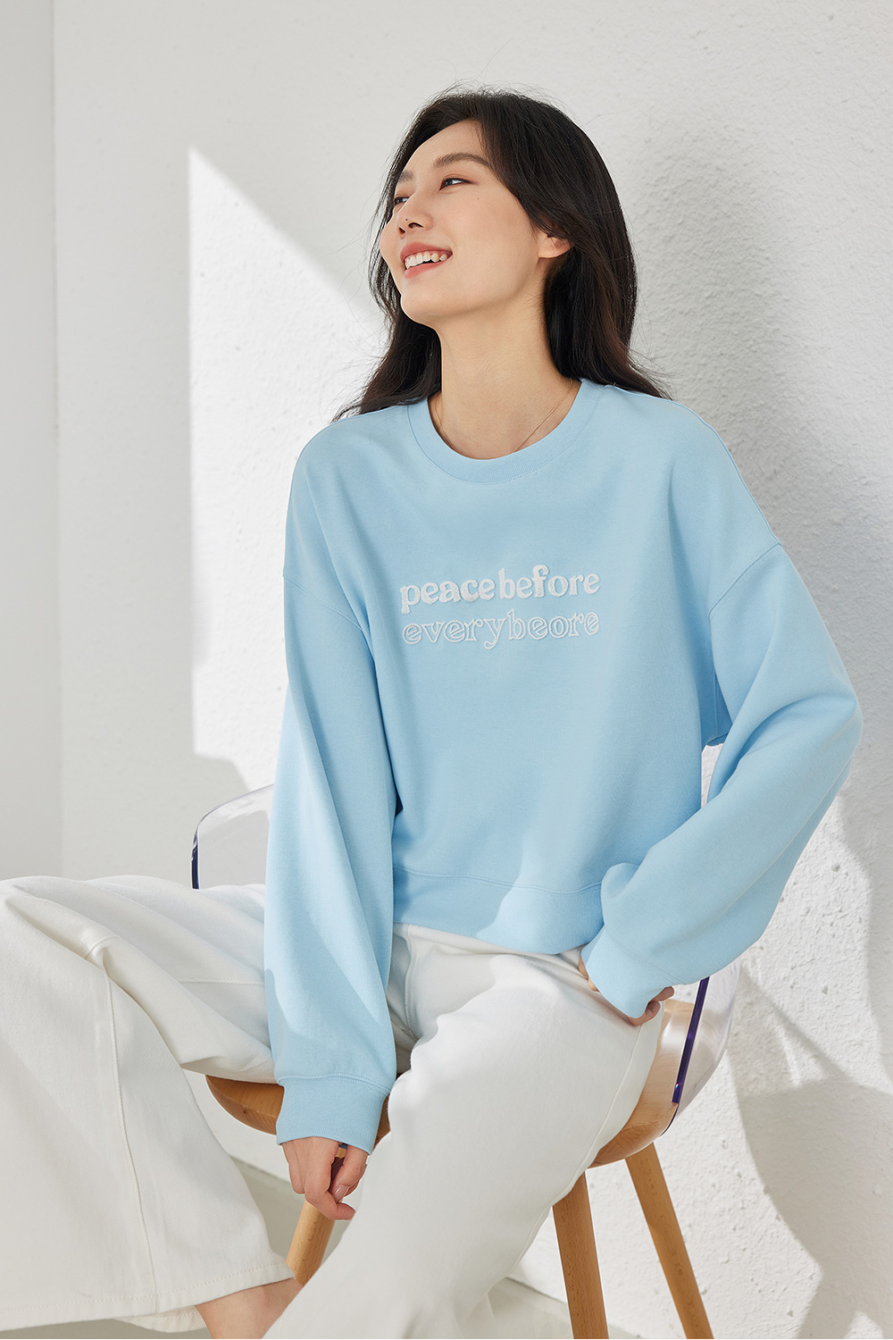3D letter embroidered sweatshirt