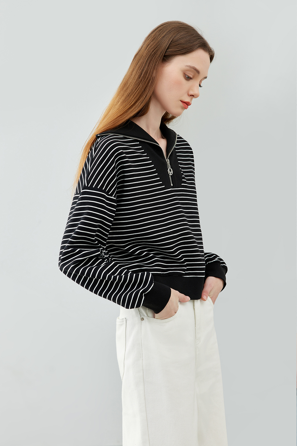 Fashionable Striped sweatshirt
