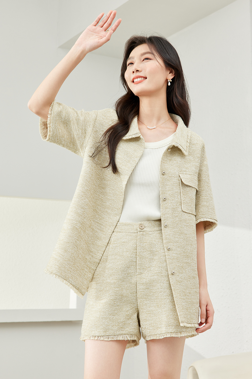 Raw Edge Short-Sleeved Suit