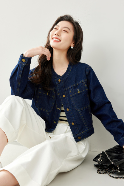 Round Neck Denim Short Jacket