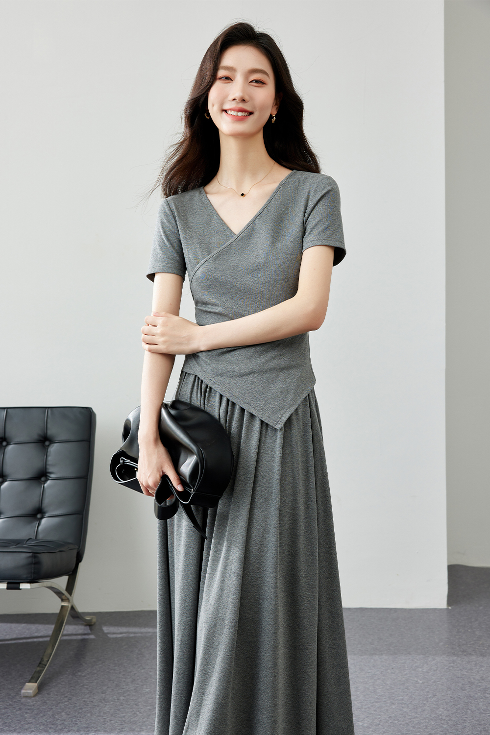 Simple And Elegant Knitted Suit