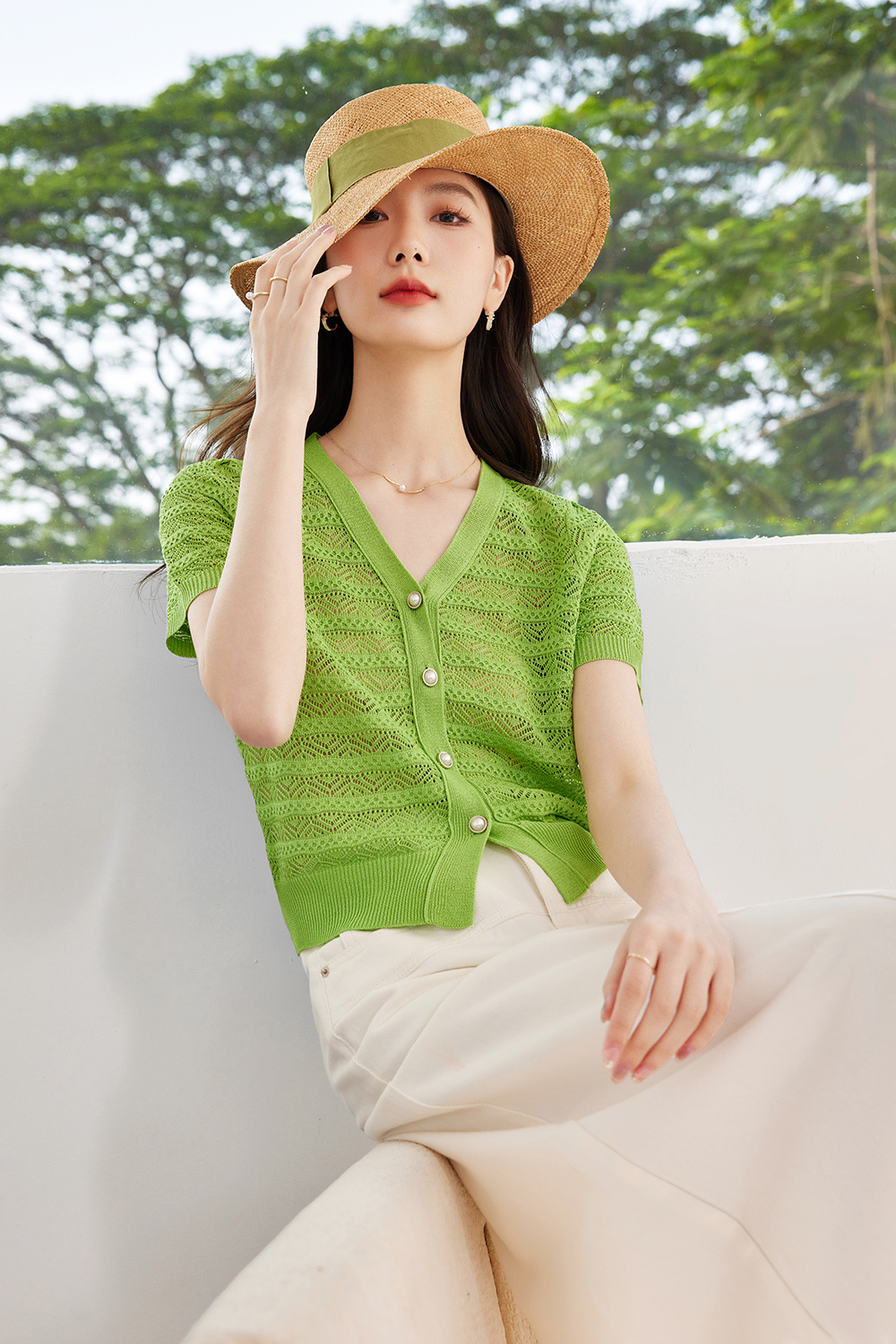 （暂无定价）Hollow Striped Knitted Cardigan