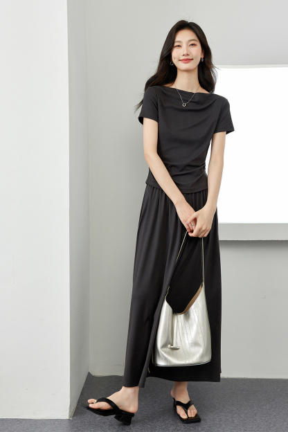 Simple And Light Knitted Suit