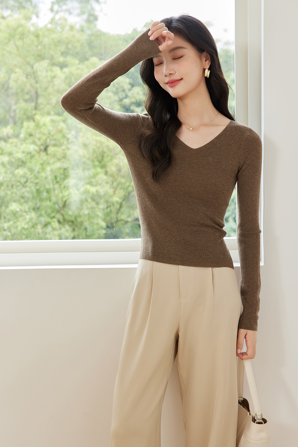 Casual And Versatile Base Sweater