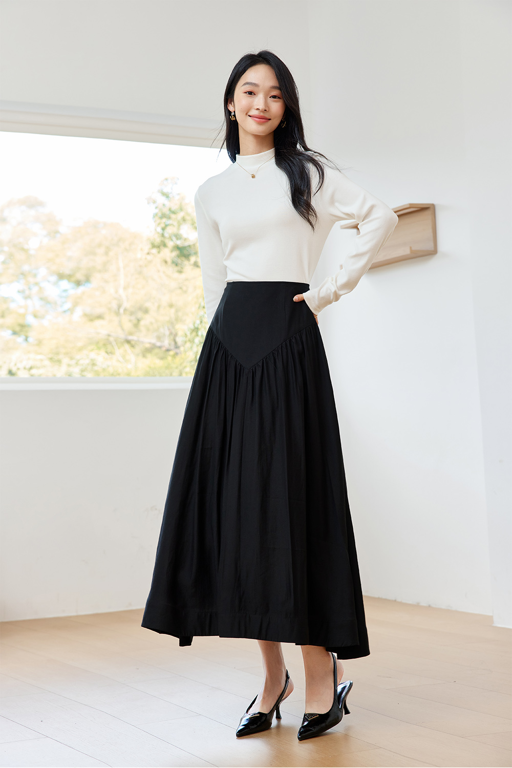 Elegant Pleated Skirt.