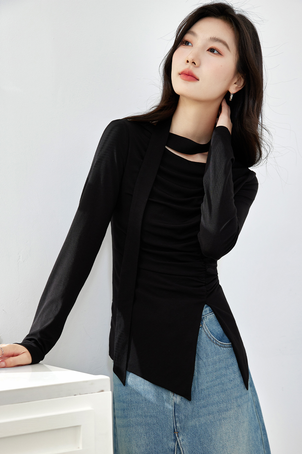 Retro Lyocell Pleated Ribbon T-Shirt