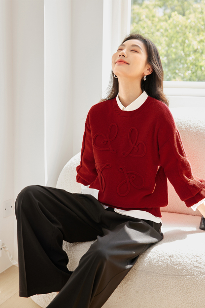 3D Line Design Sweater