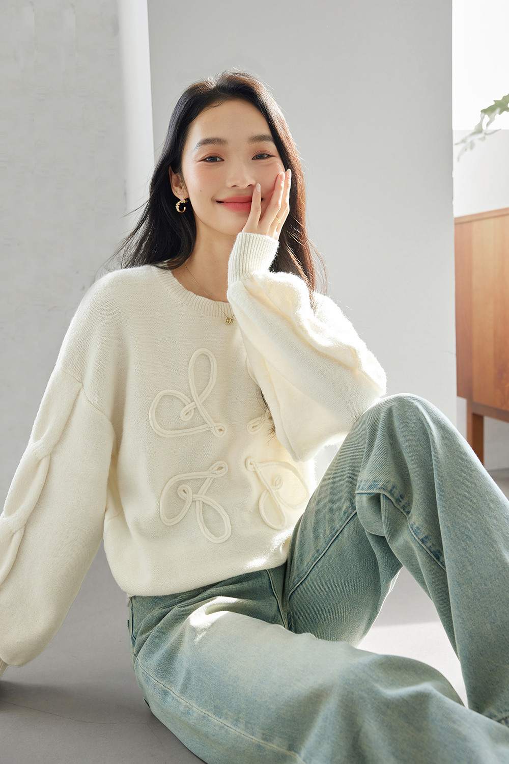3D Line Design Sweater