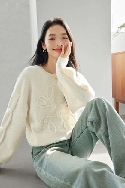 3D Line Design Sweater