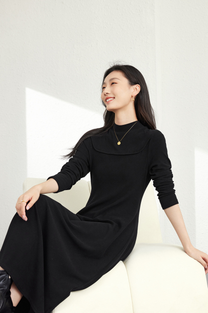 Inner waist-cinched knitted dress