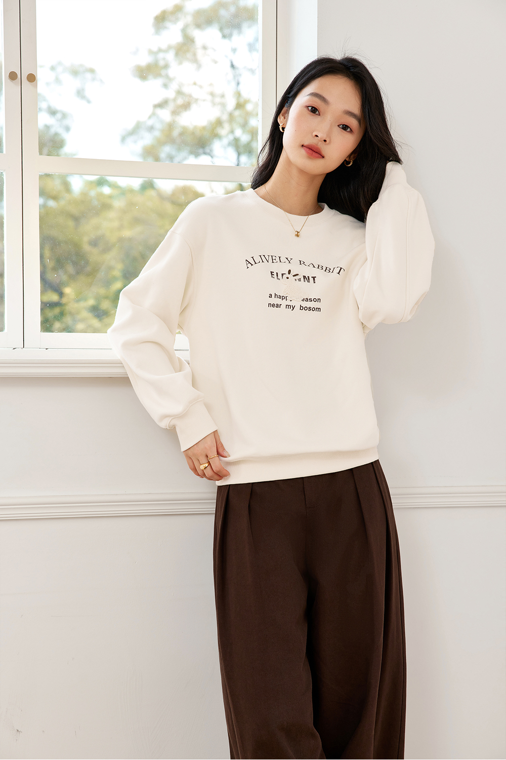 Rabbit Embroidered Print Sweatshirt