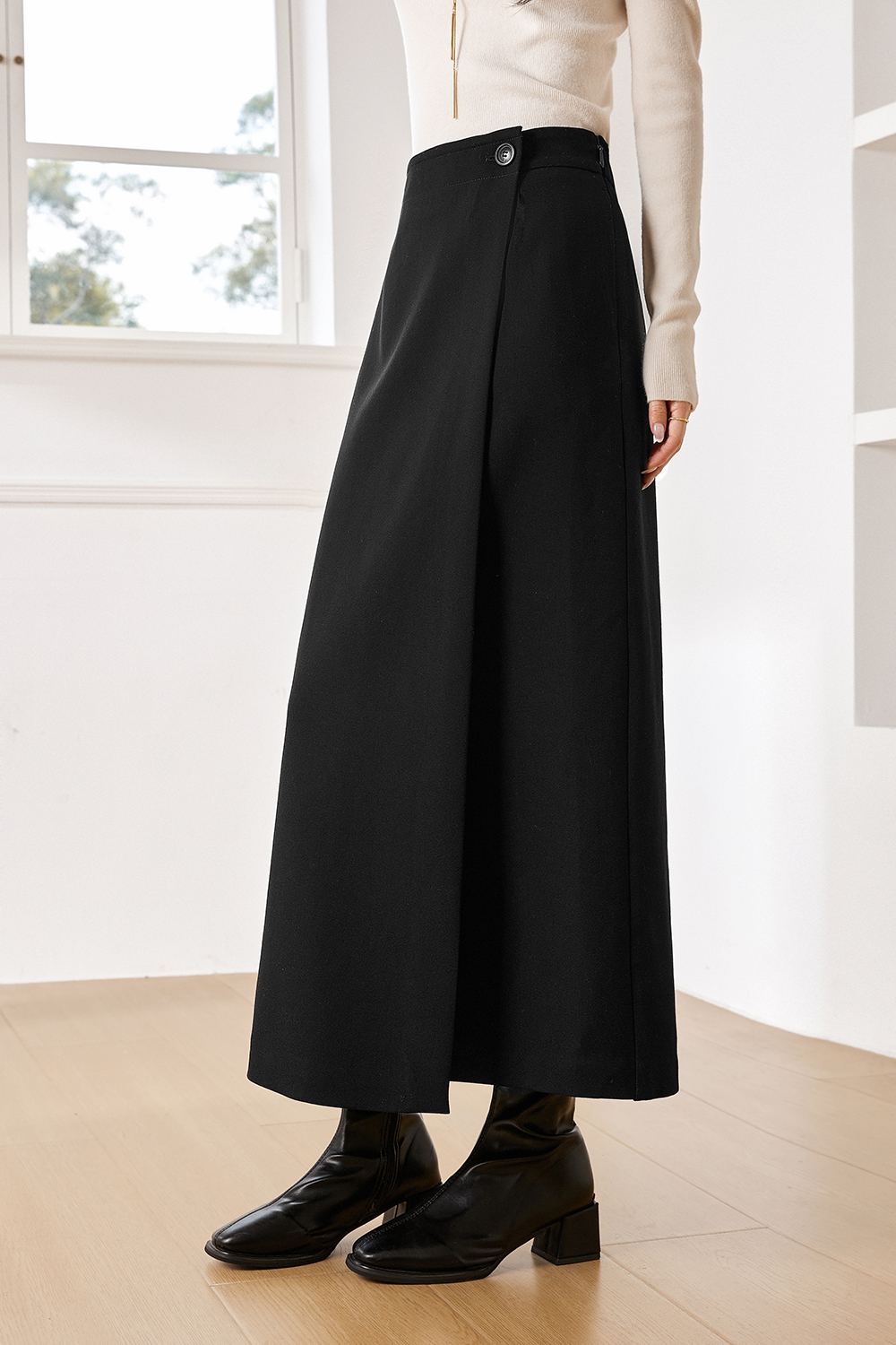 Faux One-Piece Design Skirt