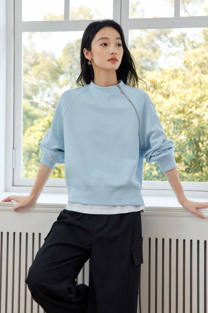 Structural Zipper Segmentation Sweatshirt