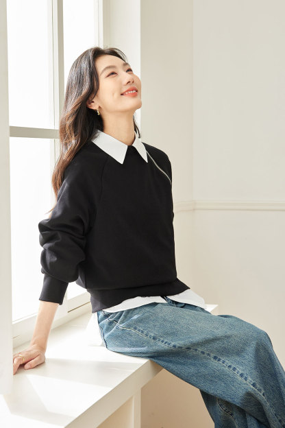 Structural Zipper Segmentation Sweatshirt