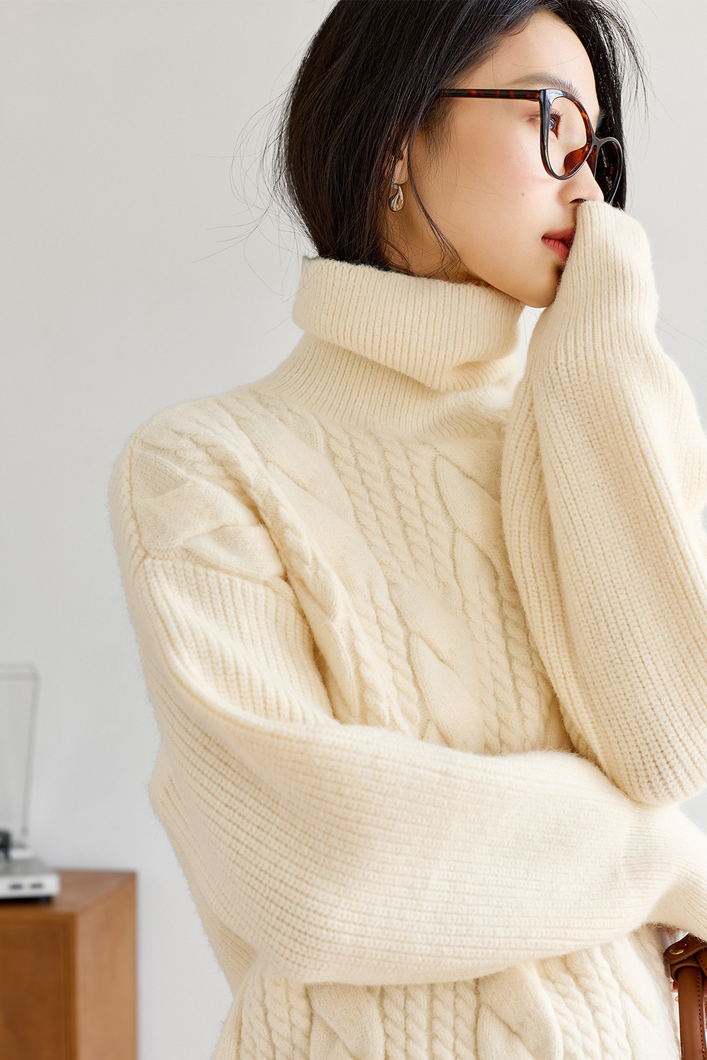 High neck cable design knitted sweater-VIMLYSTORE
