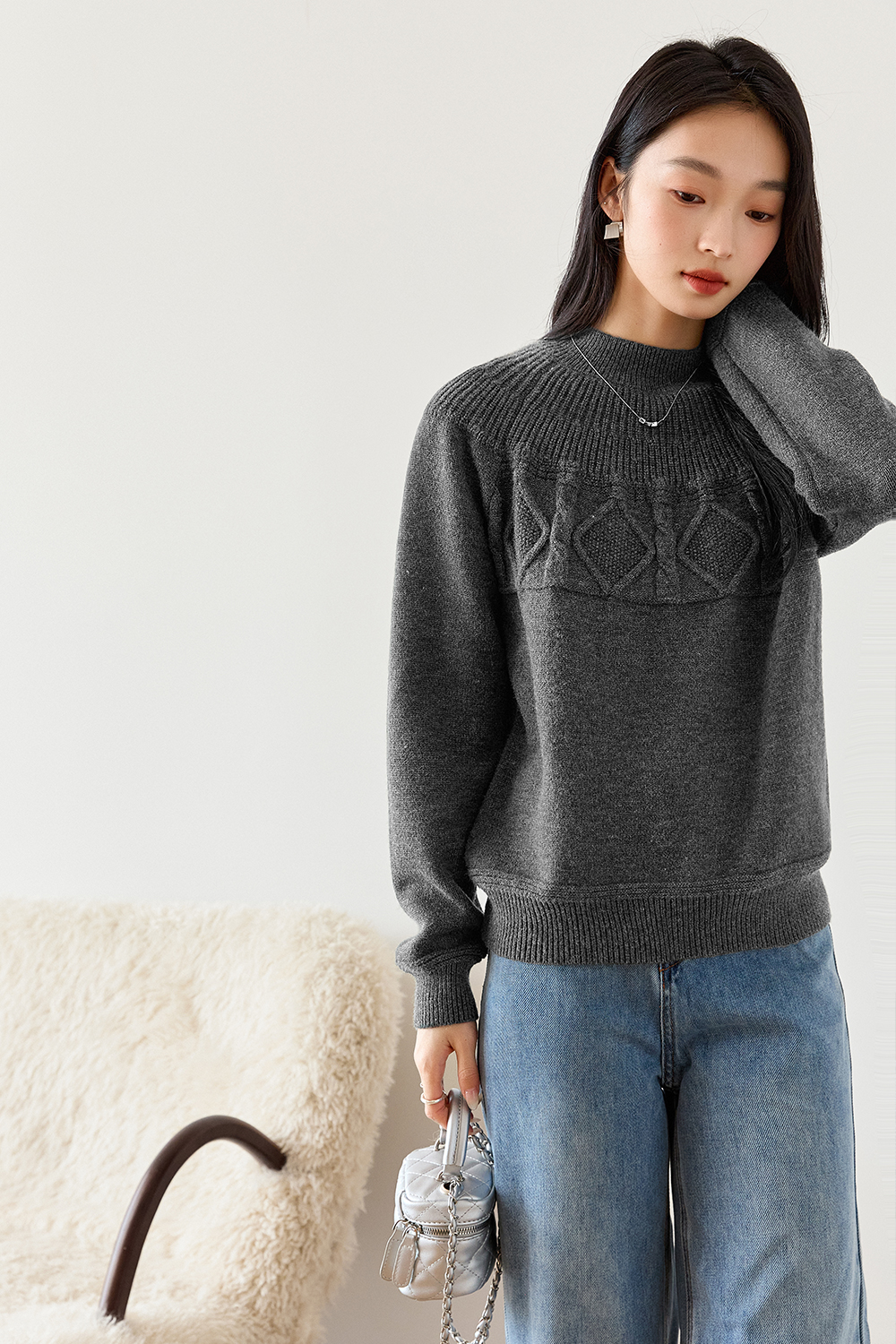 Diamond decoration knitted sweater-VIMLYSTORE