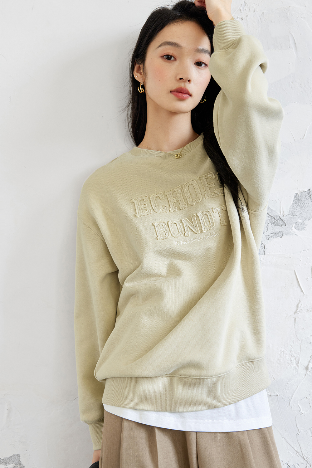 Exquisite patch embroidered casual sweatshirt-VIMLYSTORE