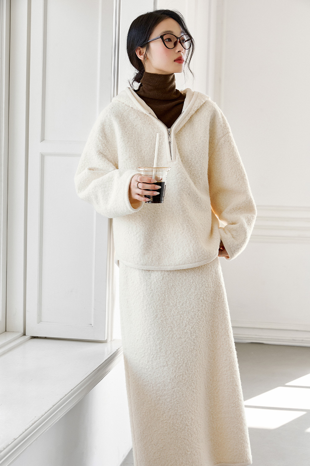 Pure-White Furry Hooded Set
