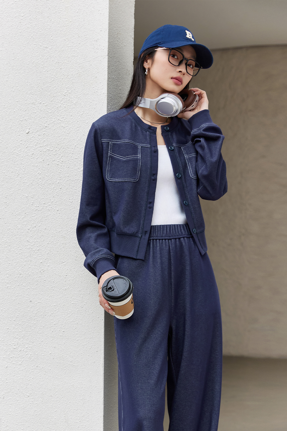 Contrasting Exposed Stitch Knitted Suit-VIMLYSTORE