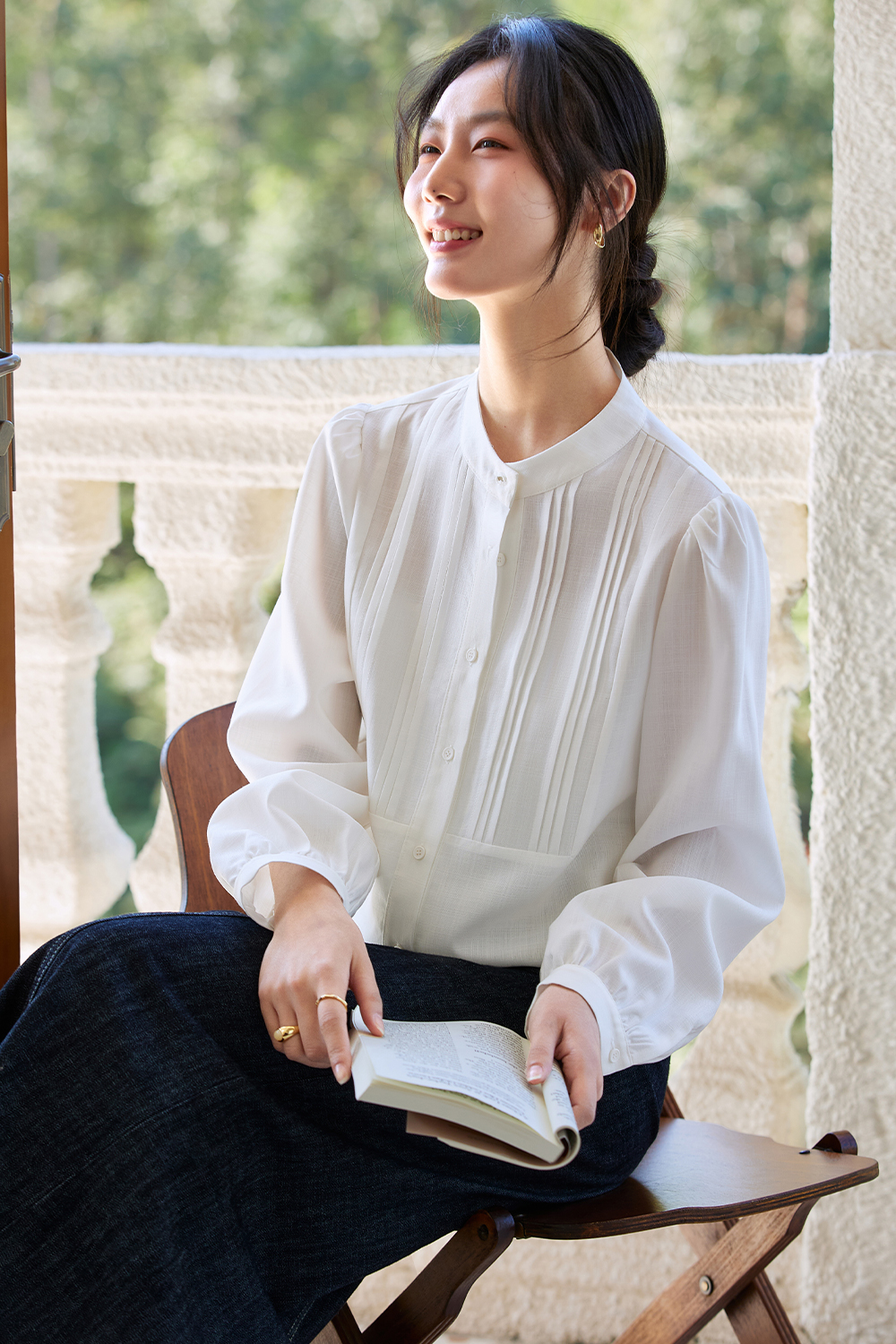 Round Neck Pleated Shirt