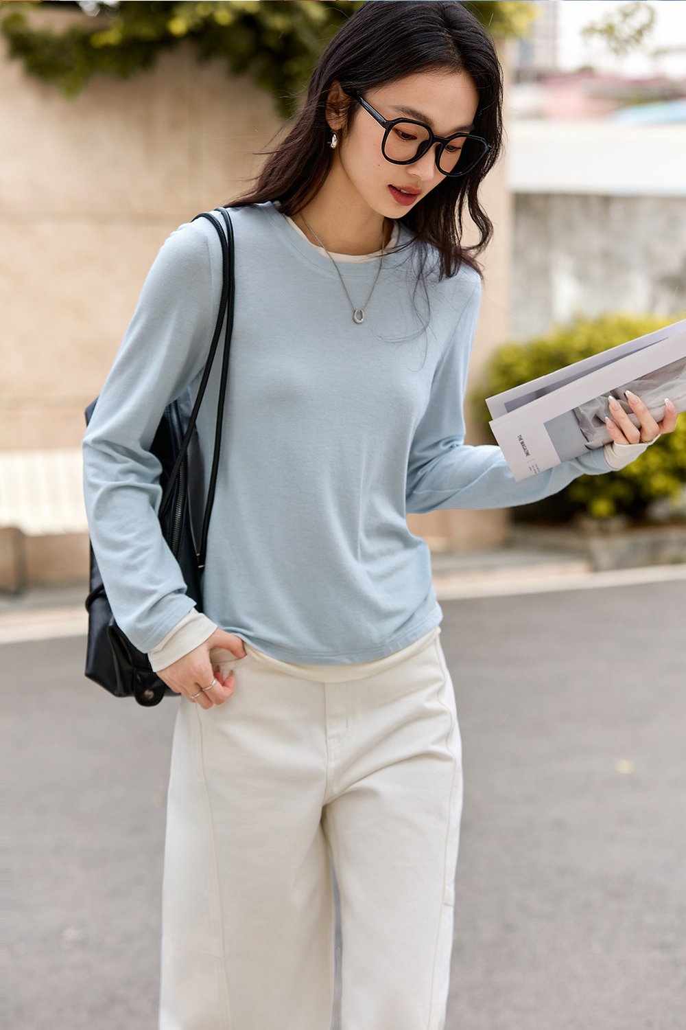 Contrast Color Round Neck T-Shirt-VIMLYSTORE