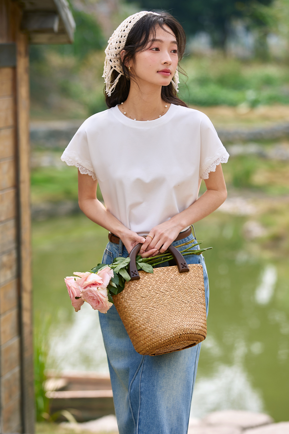 Lace Decoration Solid Color T-Shirt