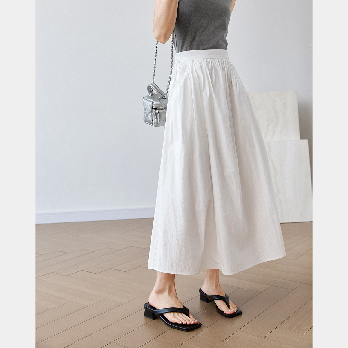 Soft And Loose Woven Umbrella Skirt