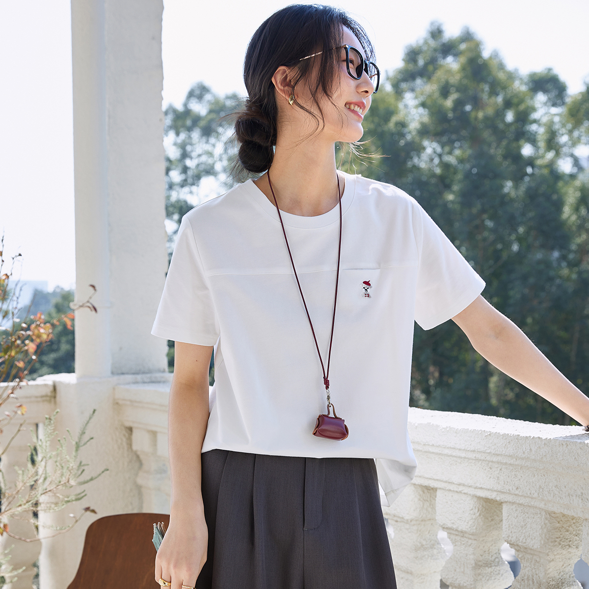 Animal Embroidery Straight T-Shirt