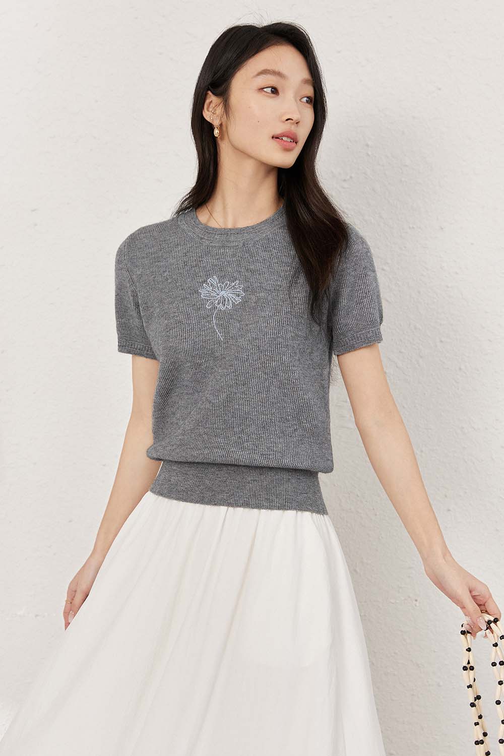 Flower Embroidered Loose Sweater-VIMLYSTORE