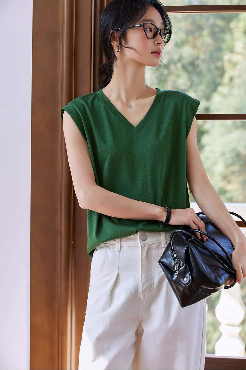 Snowflake Texture V-Neck Straight T-Shirt-VIMLYSTORE