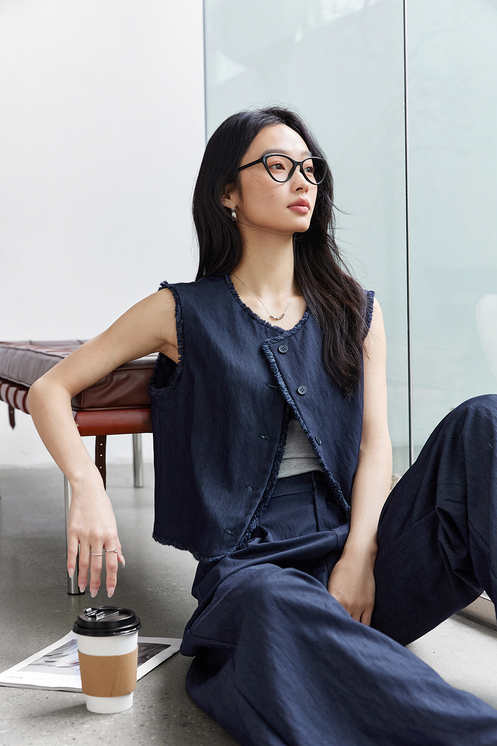 Raw-Edged Vest Straight Suit