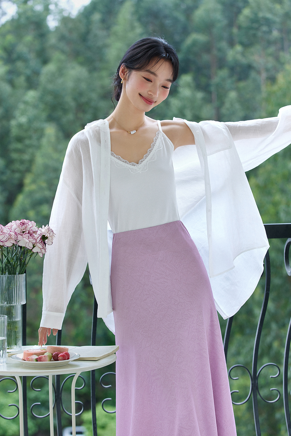 V-Neck Lace Camisole-VIMLYSTORE