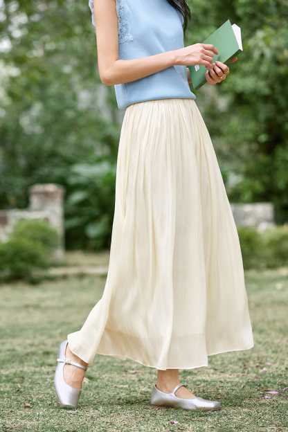 Lightweight And Flowing Loose Skirt