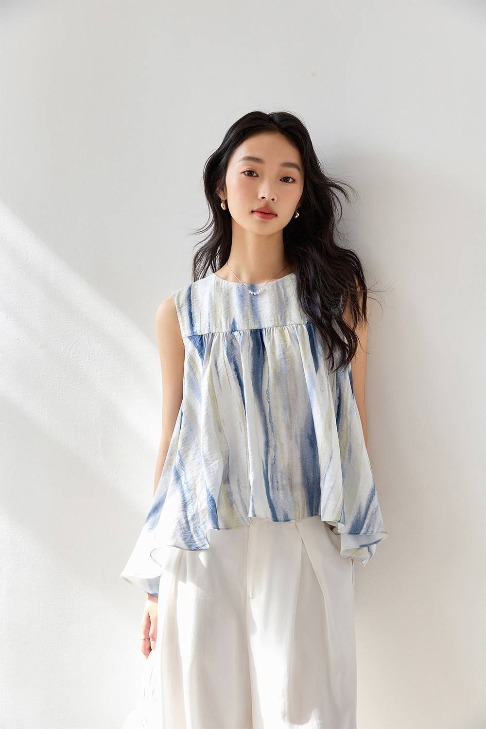 Stylish And Elegant Round Neck Shirt