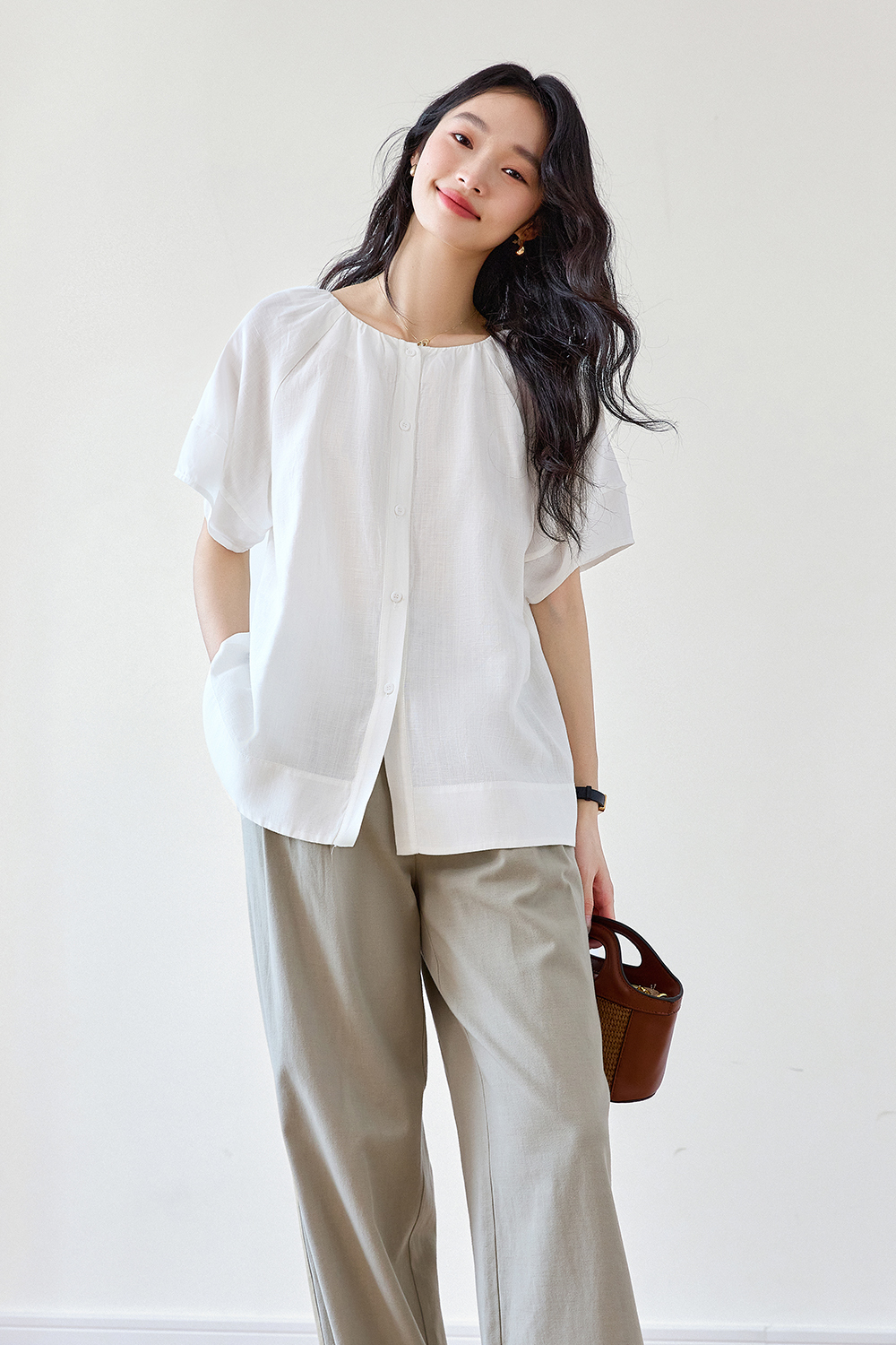 Minimalist Commute Textured Shirt with Round Neck