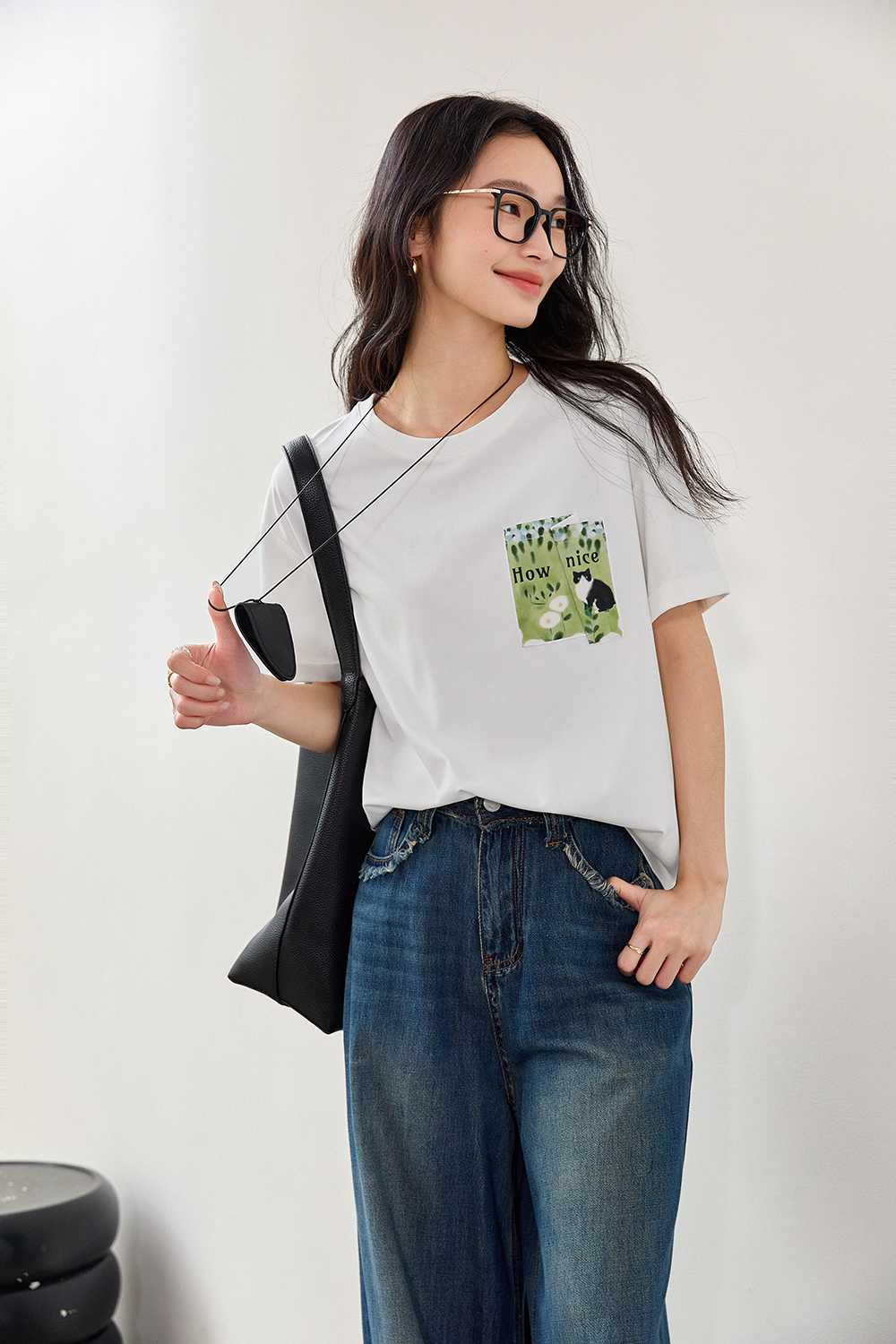 Commuter Simple Print Round Neck T-Shirt-VIMLYSTORE