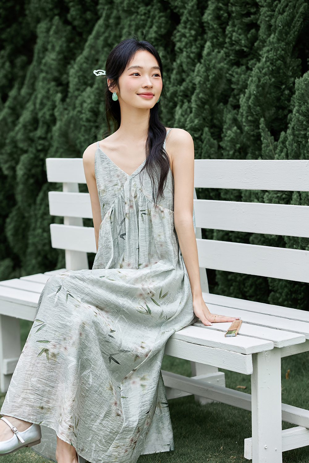 Contemporary Chinese V-Neck Lyocell Slip A-Line Maxi Dress-VIMLYSTORE