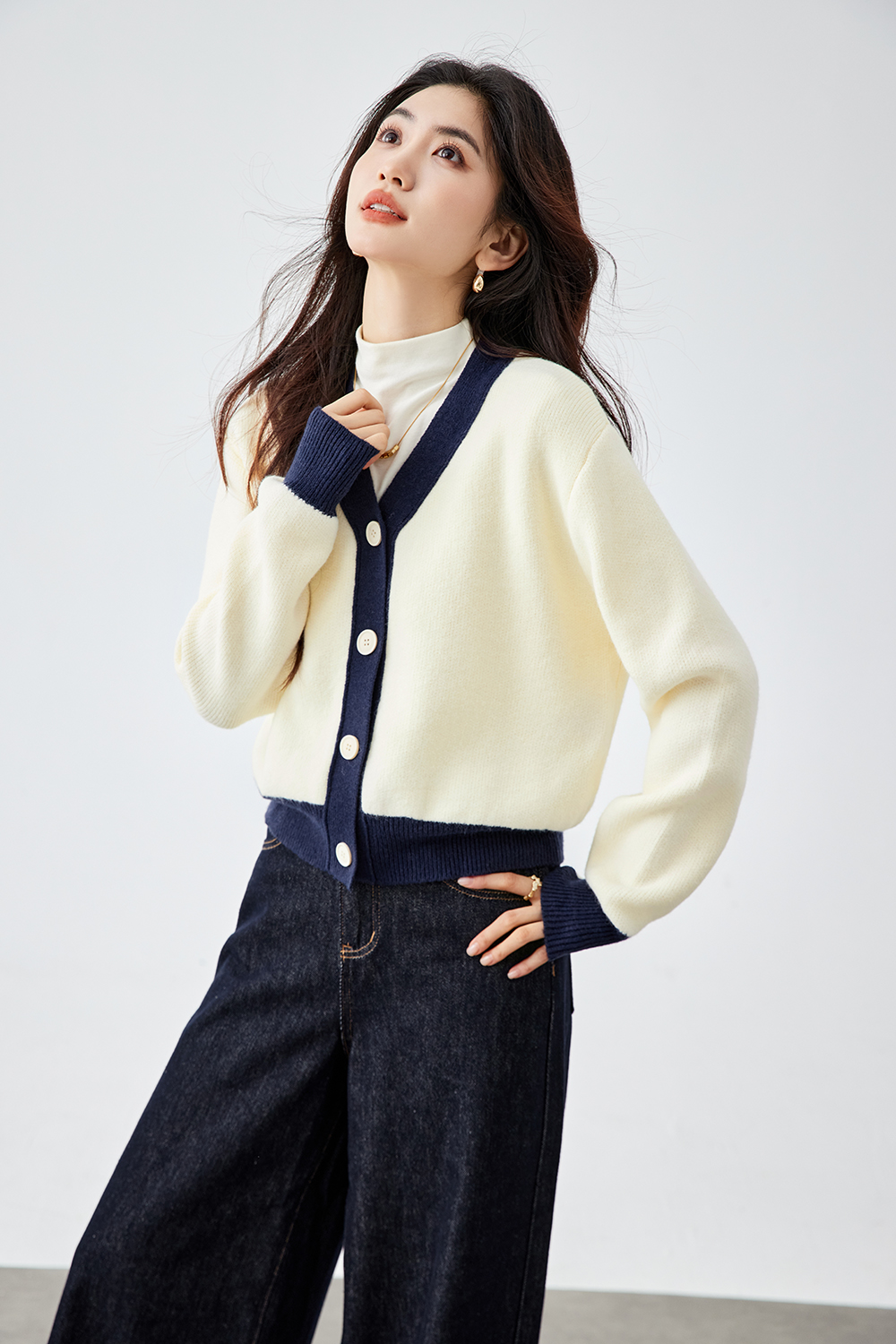 Apricot Lazy-Style Color-Block V-Neck Sweater Jacket