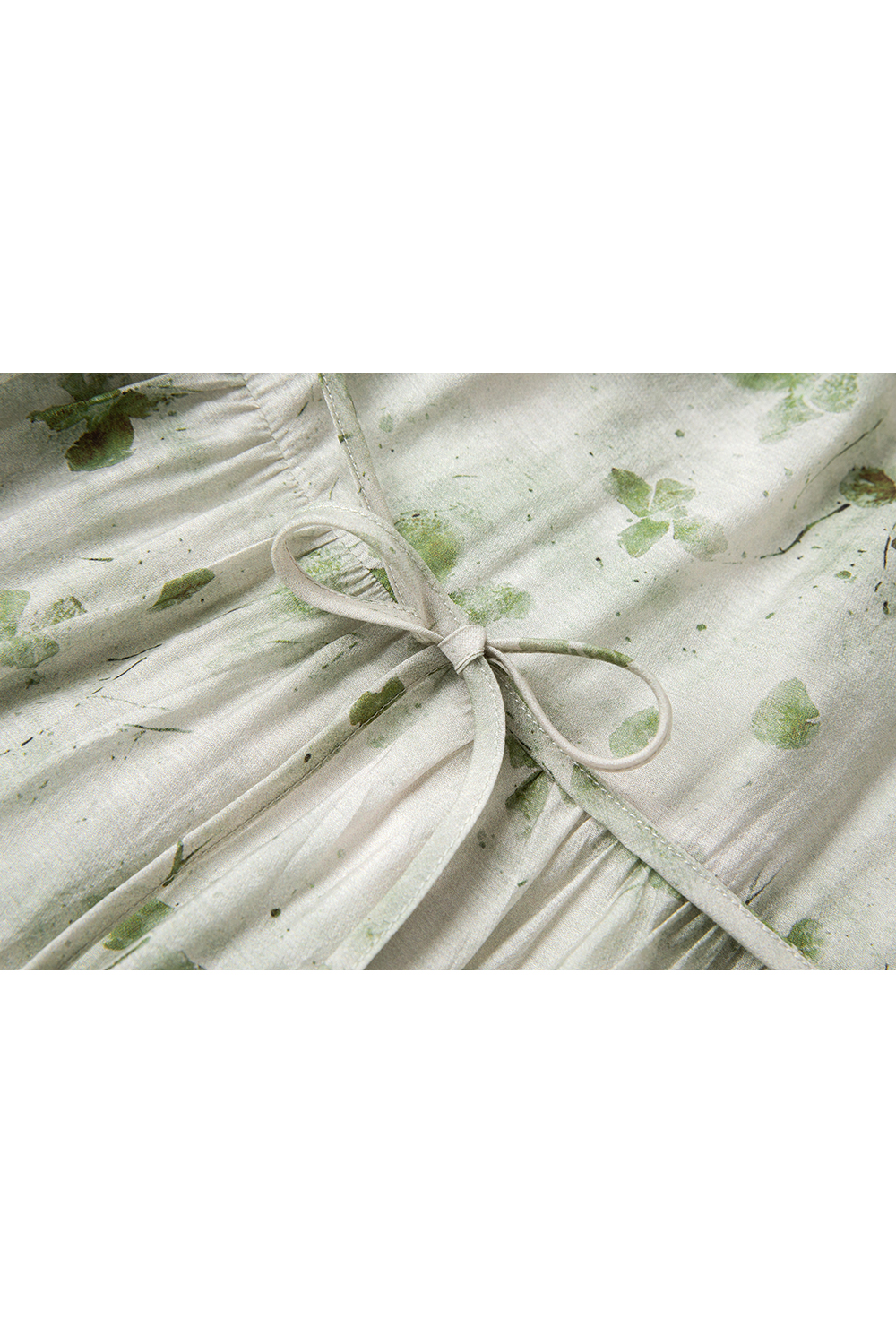 V-Neck Puff-Sleeve Belted Maxi Dress with Waist-Defining Tie-VIMLYSTORE