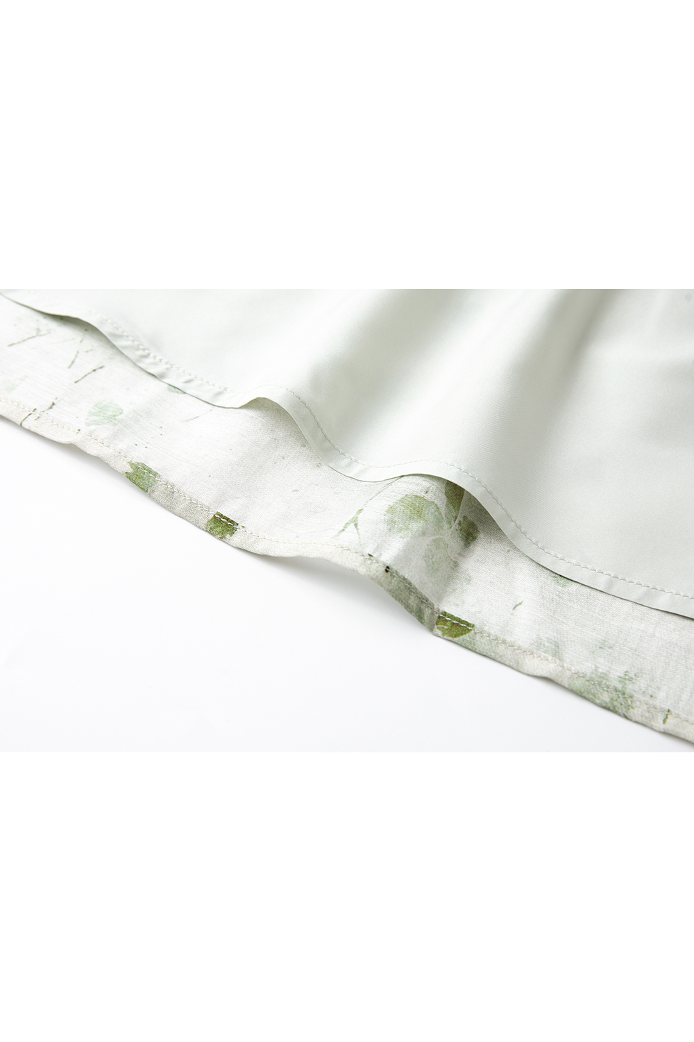 V-Neck Puff-Sleeve Belted Maxi Dress with Waist-Defining Tie-VIMLYSTORE