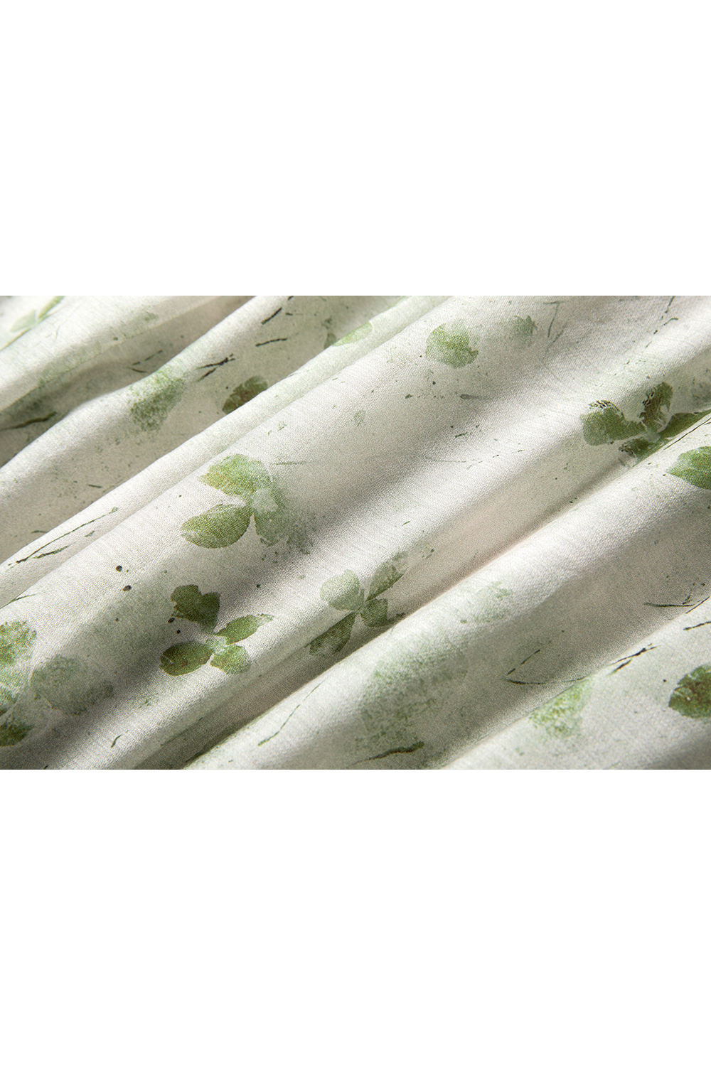 V-Neck Puff-Sleeve Belted Maxi Dress with Waist-Defining Tie-VIMLYSTORE