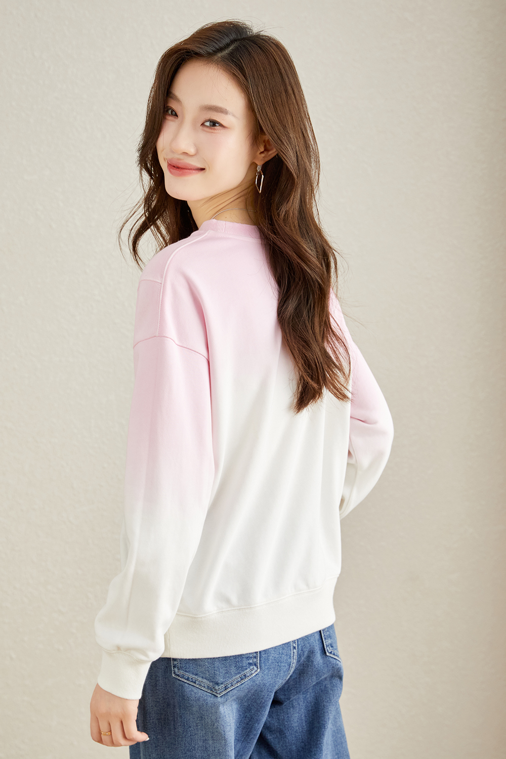 Gradient Round Neck Hoodie-VIMLYSTORE