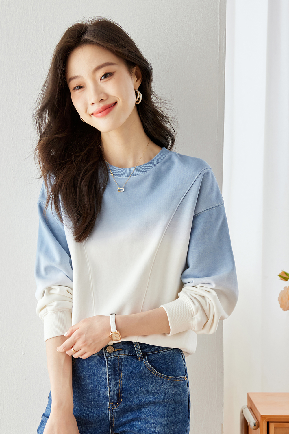 Gradient Round Neck Hoodie-VIMLYSTORE