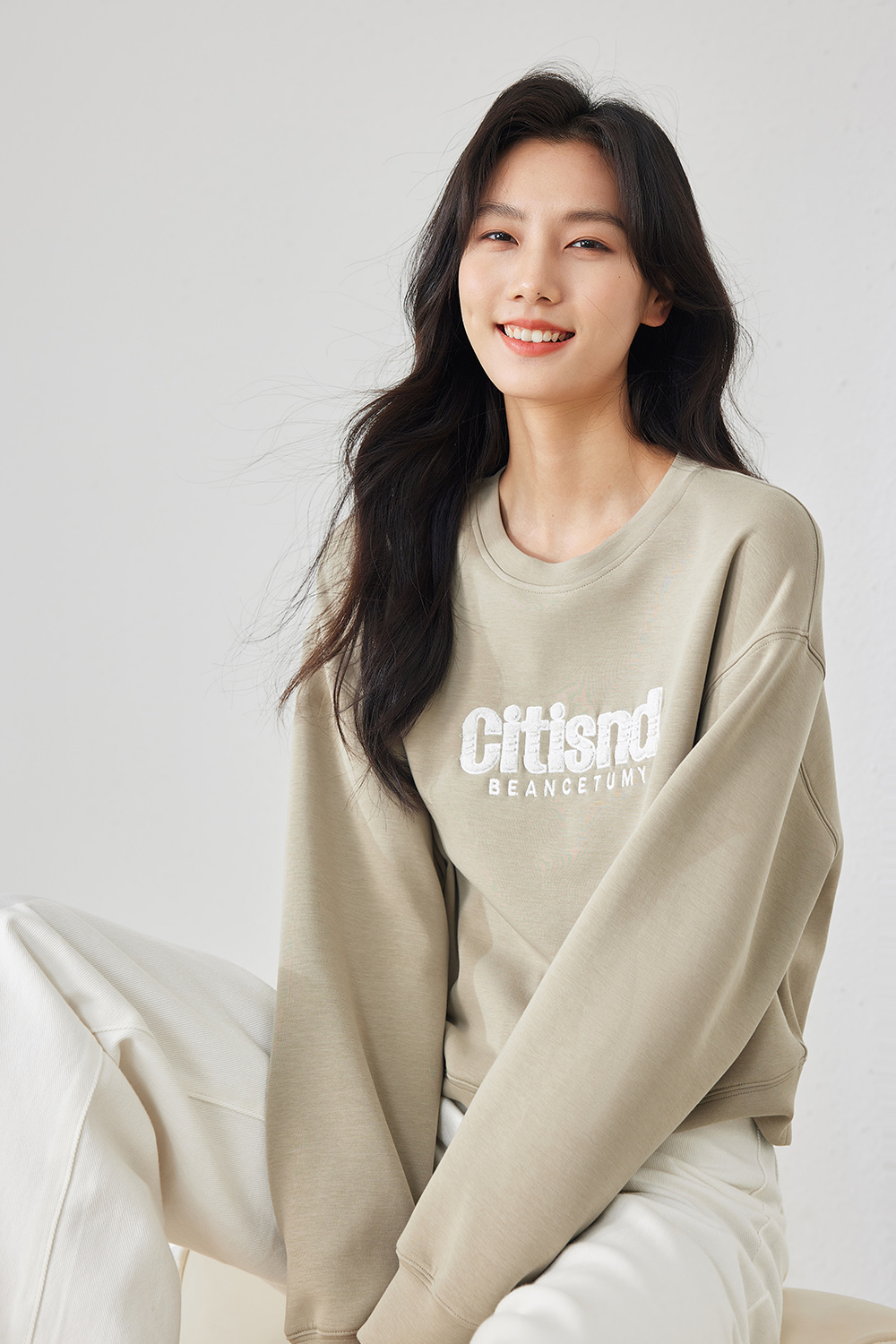 beaded embroidered sweatshirt-VIMLYSTORE